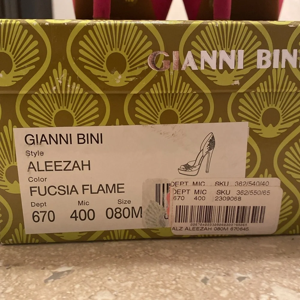 NWB Fucsia Flame Color Gianni Bini 4 1/2” heel, see photos below, never worn. - Picture 9 of 9
